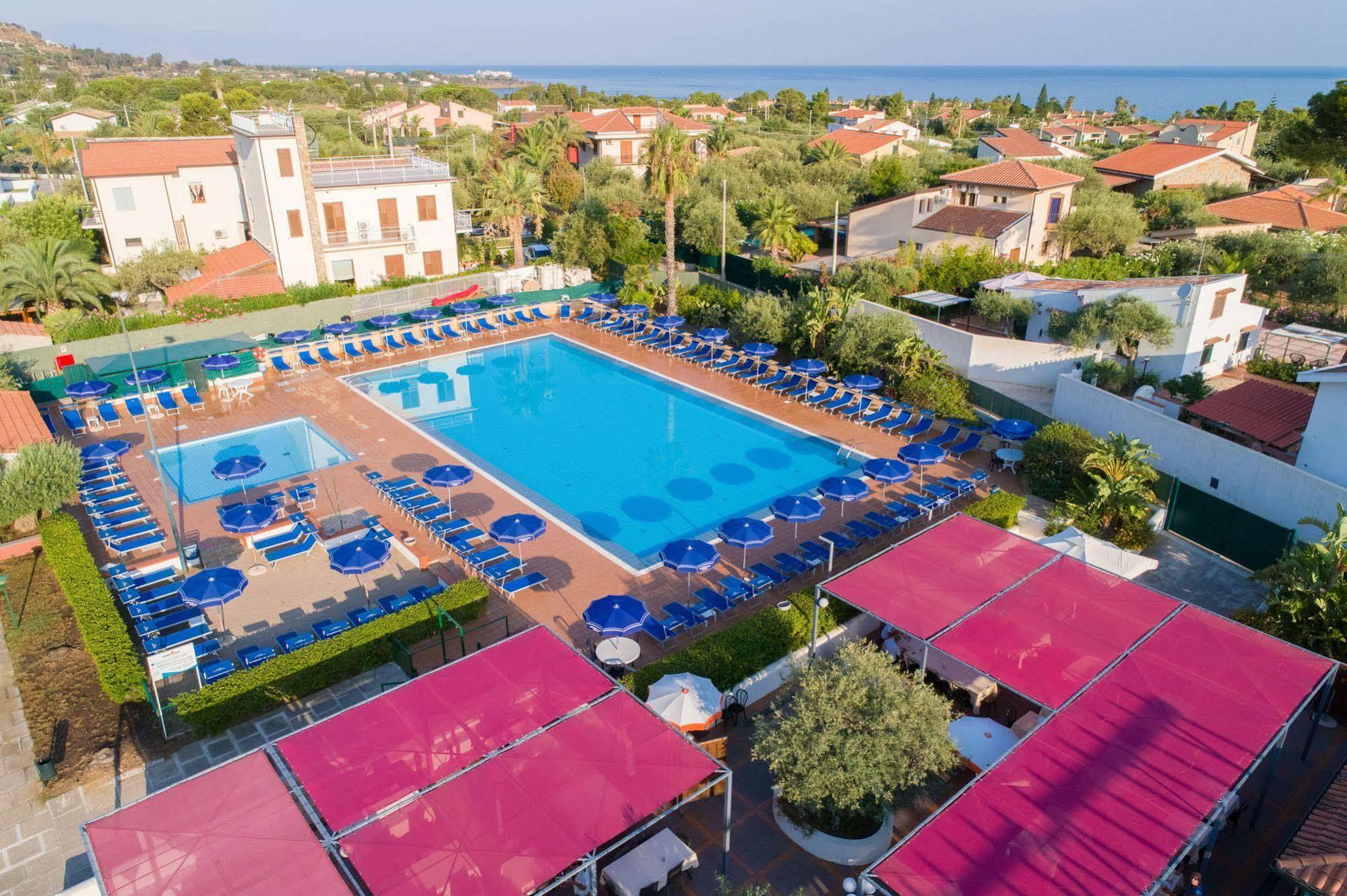 Cefalu Resort - Sporting Club Eksteriør bilde