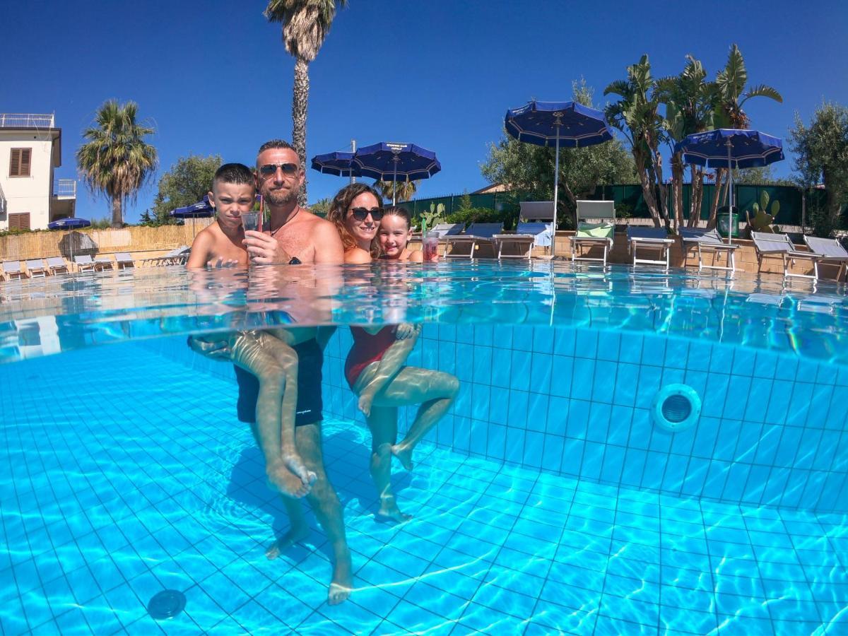 Cefalu Resort - Sporting Club Eksteriør bilde